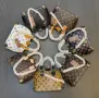 Louis Vuitton Луксозна Дамска Чанта с Емблематичен Монограм И Златисти Метални Елементи Код SEM-855, снимка 1