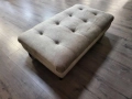 Бежова табуретка от плат тип Честърфийлд, снимка 3