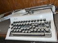 Пишеща машина, снимка 1 - Антикварни и старинни предмети - 42249864