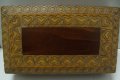 № 6916 стара дървена кутия  - с резбовани орнаменти  - размер 26 / 15 / 5,5 см