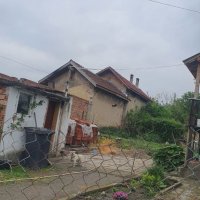 Къща в село Горна Митрополия, снимка 5 - Къщи - 40695037