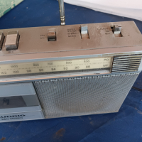GRUNDIG RR 340 Радиокасетофон, снимка 6 - Радиокасетофони, транзистори - 44589934
