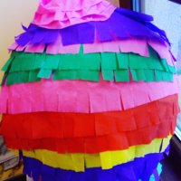 Голяма пинята , подарък маска и конфети,готови за изпращане, снимка 6 - Декорация за дома - 29204181