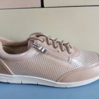 Дамски спортни обувки , снимка 1 - Дамски ежедневни обувки - 34063328