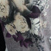 КРАСИВА блуза в меланжирани сиво-бежови цветове на цветя с кабсички, снимка 3 - Блузи с дълъг ръкав и пуловери - 30398495