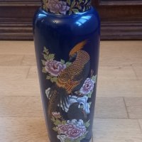 японска порцеланова ваза  Kutani кобалт с позлата , снимка 3 - Вази - 44394857