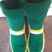Ръчно плетени дамски терлици, снимка 5 - Дамски чорапи - 42127574