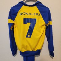 CR7 RONALDO Детски футболен  екип + калци + 3бршапка +анцуг+топка, снимка 7 - Футбол - 40060358