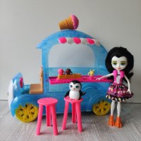 Комплект камион за сладолед и кукла пингвин и любимец. Енчантималс Enchantimals  35лв., снимка 1 - Кукли - 37446504