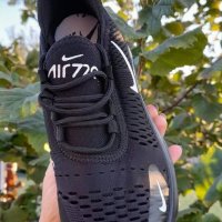 Дамски обувки Nike Air , снимка 2 - Маратонки - 37090509