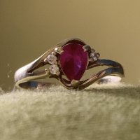 Златен пръстен с рубин , снимка 4 - Пръстени - 44437897