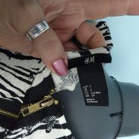 Еластична маркова рокля тип туника в зебра принт "H&M"® / унисайз , снимка 6 - Рокли - 36934530