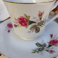 Сервиз за чай с рози, снимка 11 - Сервизи - 42974621