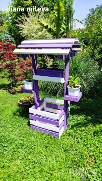 Дървен кладенец в лилаво и бяло!!, снимка 1