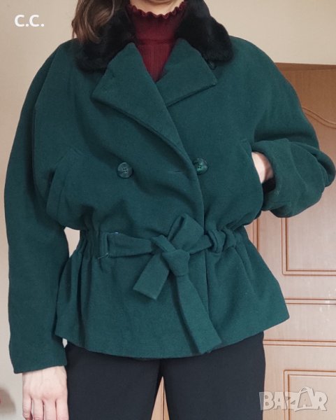 Ново Зелено палтенце,размер 38, цена 27 лв, снимка 1