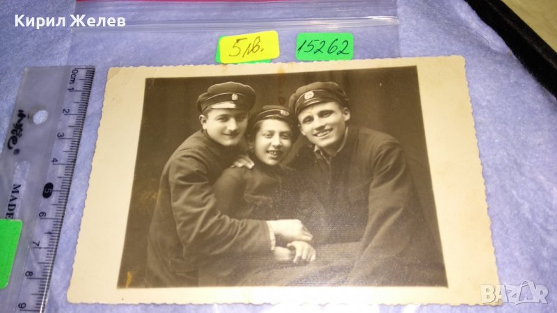 СТАРА ШКОЛНИШКА СНИМКА КАРТИЧКА - ГИМНАЗИСТИ ЦАРСТВО БЪЛГАРИЯ ФОТО ИЗГРЕВЪ П.ТЕРЗИЕВЪ СЕВЛИЕВО 15262, снимка 1