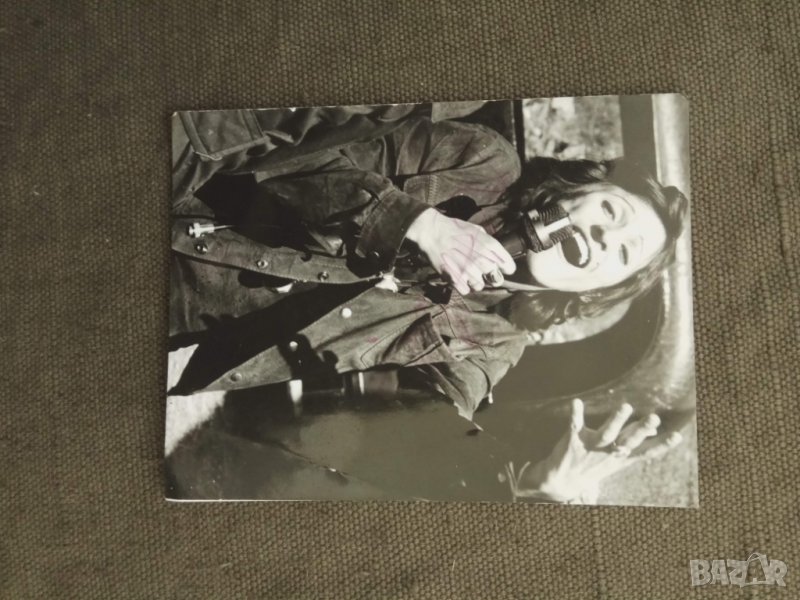 Продавам  автограф на певица, снимка 1