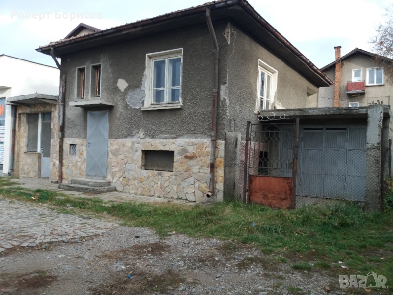 Продавам къща в гр.Перник, снимка 1