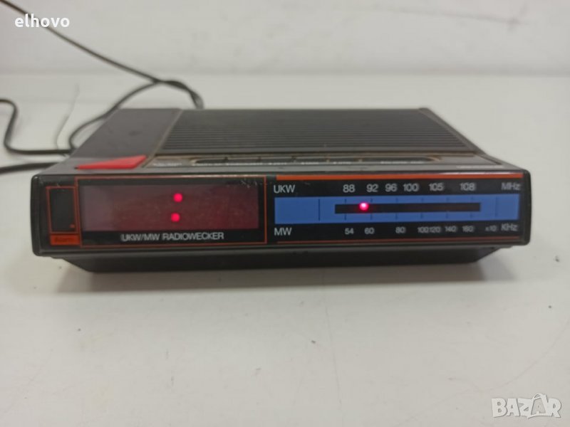 Радиочасовник Universum UR 1099, снимка 1