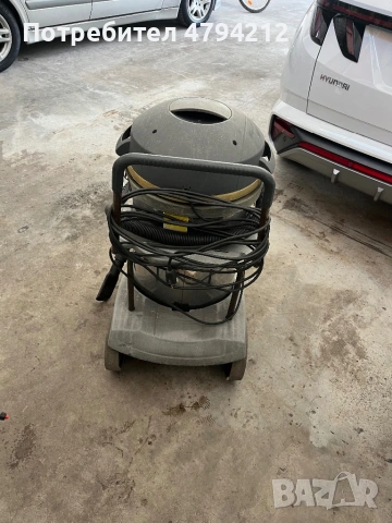 Професионална прахосмукачка, снимка 5 - Прахосмукачки - 54168491