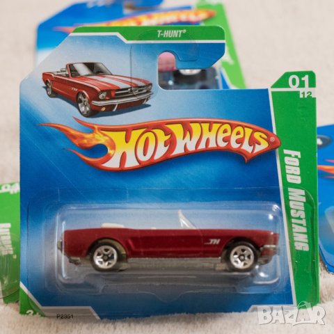 Hot Wheels Ford Mustang TH Treasure Hunt количка 1:64, снимка 2 - Колекции - 42803936