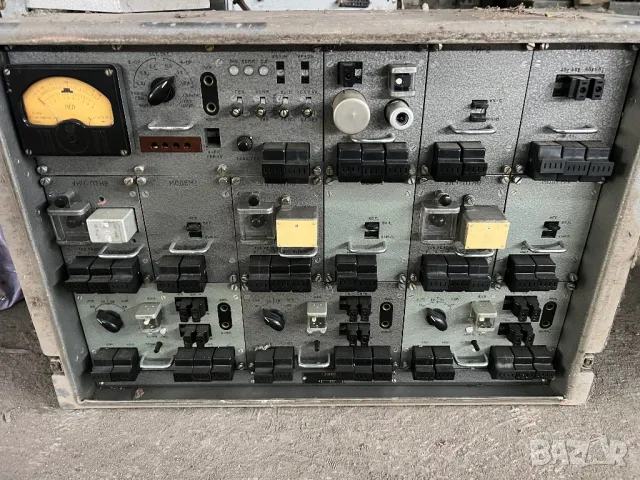 Продавам съветска радио станция , снимка 1