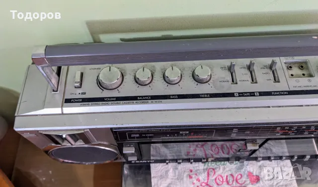 Радио касетофон Sanyo M-W25K, снимка 4 - Радиокасетофони, транзистори - 48511259