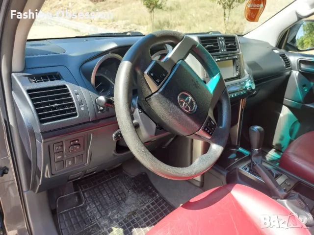 Toyota Land cruiser 150 60th Anniversary, снимка 6 - Автомобили и джипове - 50355686