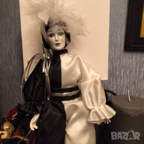 Колекционерска ръчно изработена  порцеланова кукла , снимка 1 - Колекции - 38322891
