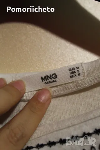 Бяла блуза Mango, снимка 3 - Корсети, бюстиета, топове - 47412439