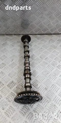 Разпределителен вал Mercedes B200 CDI W245 2011г.	