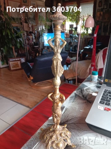 бронзова статуетка