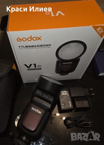 Светкавица Светкавица GODOX V1O за Olympus/Panasonic, снимка 3 - Светкавици, студийно осветление - 53901733