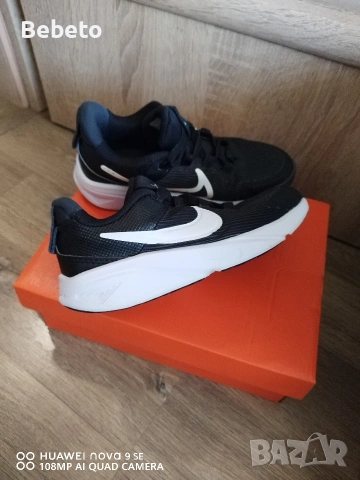 Маратонки Nike 30 номер, снимка 9 - Детски маратонки - 53972563