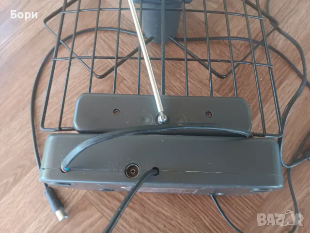 Немска стайна антена с усилвател, снимка 5 - Приемници и антени - 49974711