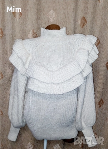 L Бяла плетена блуза с богати къдри