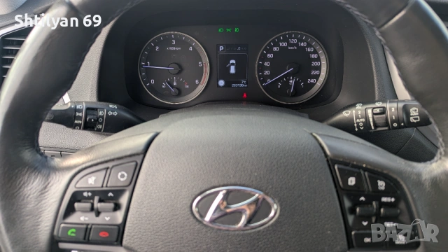 Хюндай Туксон 2.0crdi 4x4 automatic , снимка 14 - Автомобили и джипове - 53256855