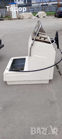 Продавам конзола за лодка с кормило, кормилна кутия, с жило, внос от Италия, снимка 4 - Части - 52181322