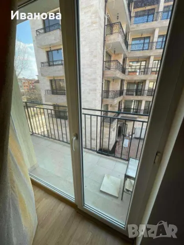 Търся пиколо на блок маса, снимка 1