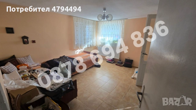 Два етажа от къща с гараж и двор в кв. Варош, Разград, снимка 12 - Етаж от къща - 54170930