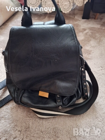 Дамска раница 