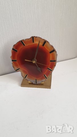 Кварцов настолен часовник от червен ахат, снимка 6 - Антикварни и старинни предмети - 42293467