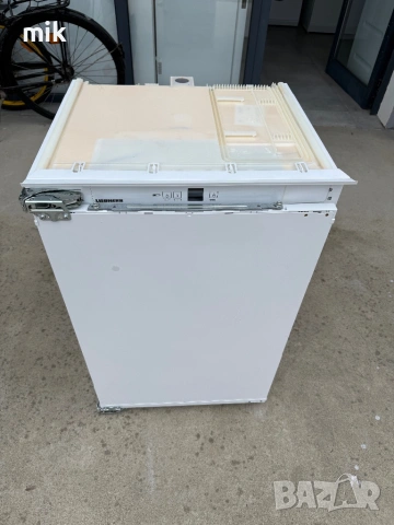 Малък хладилник за вграждане Либхер Като НОВ, снимка 8 - Хладилници - 54042368