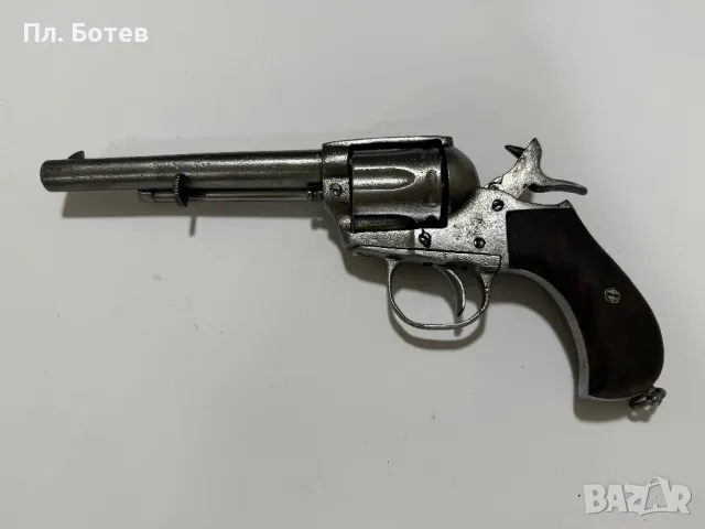 Стар револвер Колт, снимка 9 - Антикварни и старинни предмети - 47934665