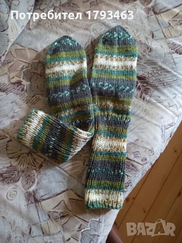 Ръчно плетени мъжки чорапи размер 44, снимка 2 - Мъжки чорапи - 42775895