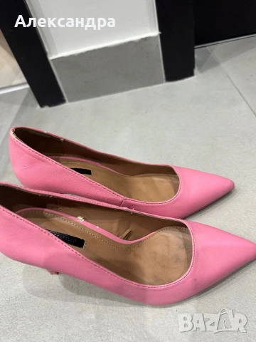 Розови на ток