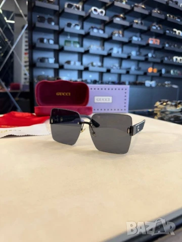 очила с черен обикновен калъф и ув защита gucci , снимка 14 - Слънчеви и диоптрични очила - 50843714