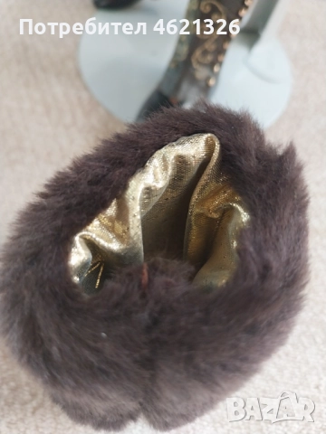 Винтидж порцеланова кукла Катрин-Роуз от колекцията “Викториански зимни принцеси” на Франклин Минт, снимка 5 - Декорация за дома - 52155523