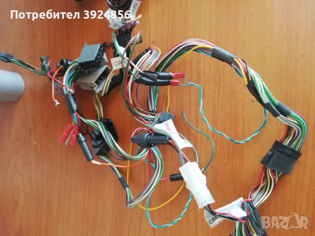 Аудио система Parrot MKI 9100 и MKI 9200 на части, снимка 7 - Други - 47856439