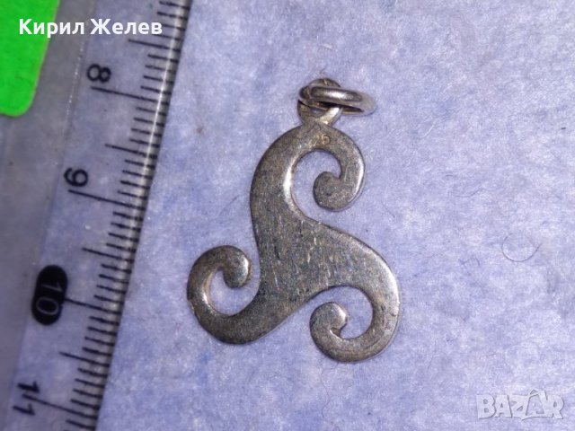 ИЗЯЩЕН СТИЛИЗИРАН СРЕБЪРЕН МОДЕН АРТ ПЕНДАНТ СРЕБРО 925 МЕДАЛЬОН ВИСУЛКА 27588, снимка 3 - Колиета, медальони, синджири - 40502136